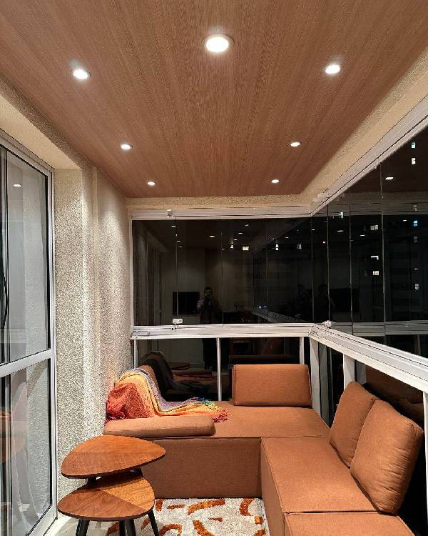 Pinho Chileno Revestimento de Vinil Autoadesivo